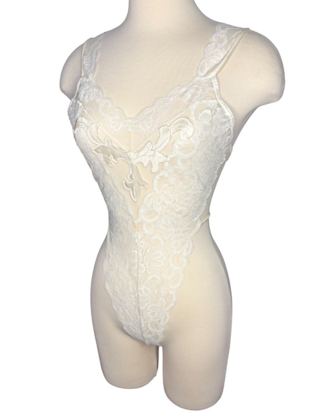 Vintage Victoria's Secret Lace Sheer White Teddy Bodysuit Thong Lingerie S/P - Picture 6 of 9